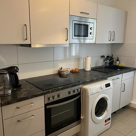 Tmj Apartment 1 Дюселдорф Екстериор снимка