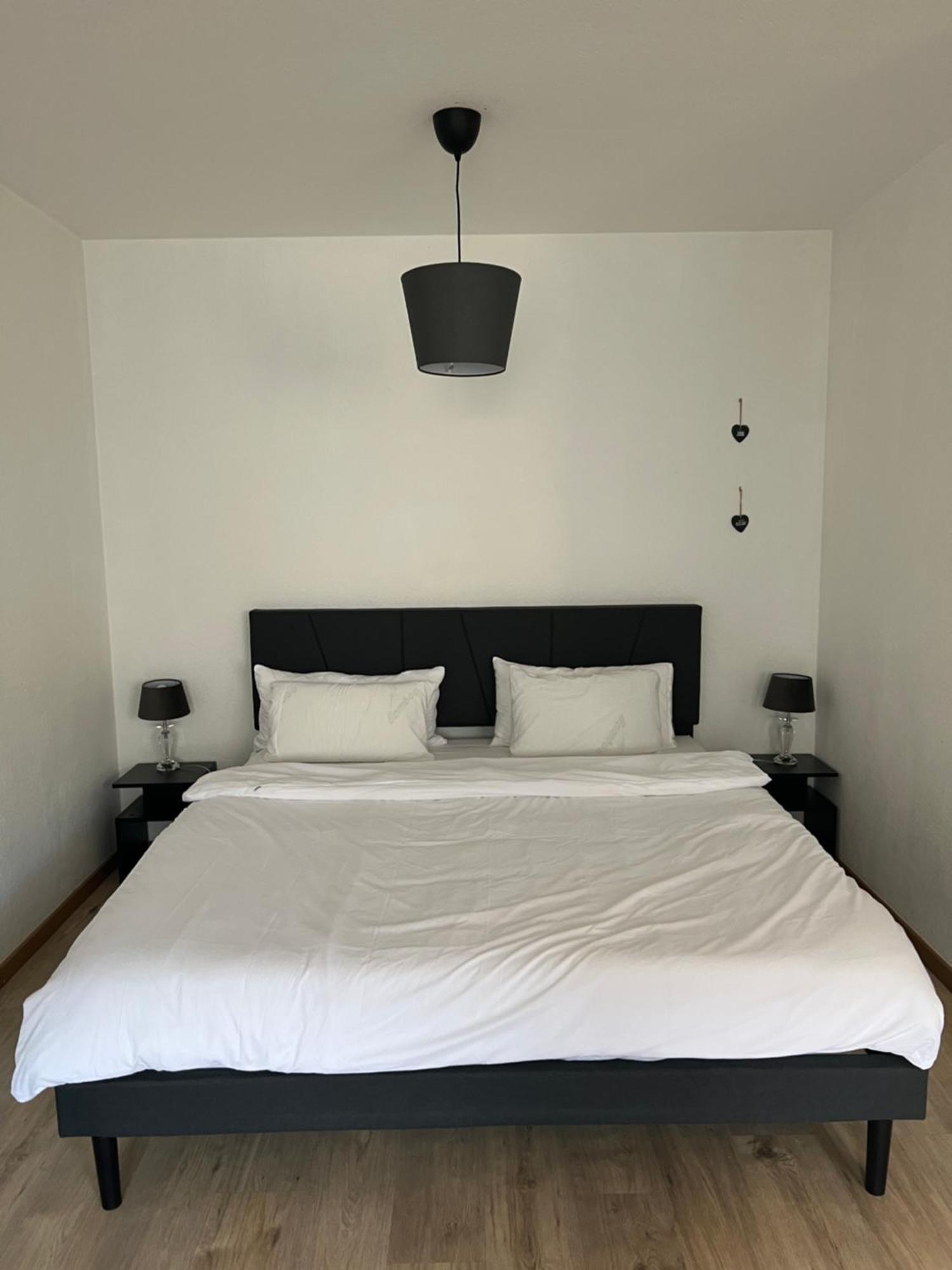 Tmj Apartment 1 Дюселдорф Екстериор снимка